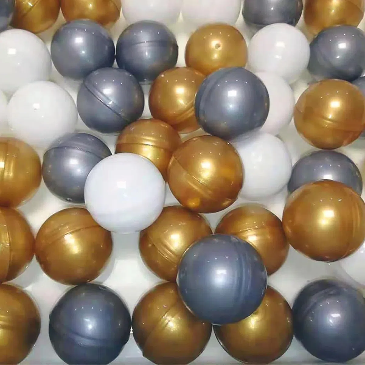 Máquinas expendedoras de caramelos, máquina de chicles con monedas, 200 bolas vacías, 100 fichas de acero inoxidable, alcancía chicles con monedas, cápsulas de juguete(Black)